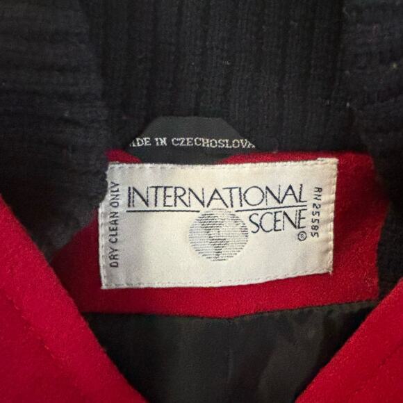 International Scene Women's Size 9/10 Red Vintage Wool Winter MaxiCoat Peacoat - Picture 12 of 16